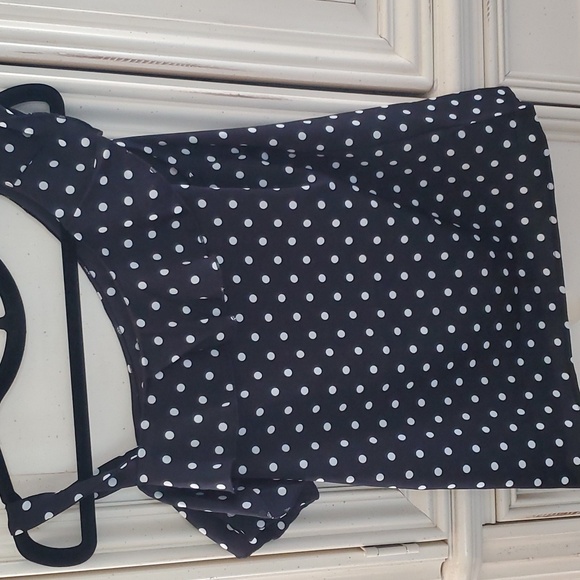 Cute top - Picture 2 of 3